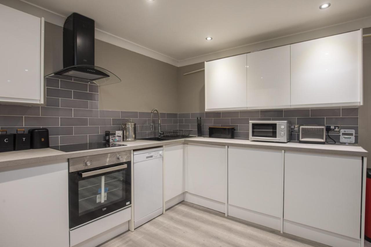 Riverside Central Kingston Flat 1B Surbiton Экстерьер фото