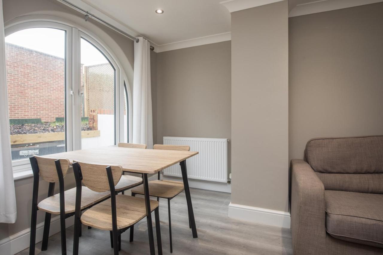 Riverside Central Kingston Flat 1B Surbiton Экстерьер фото