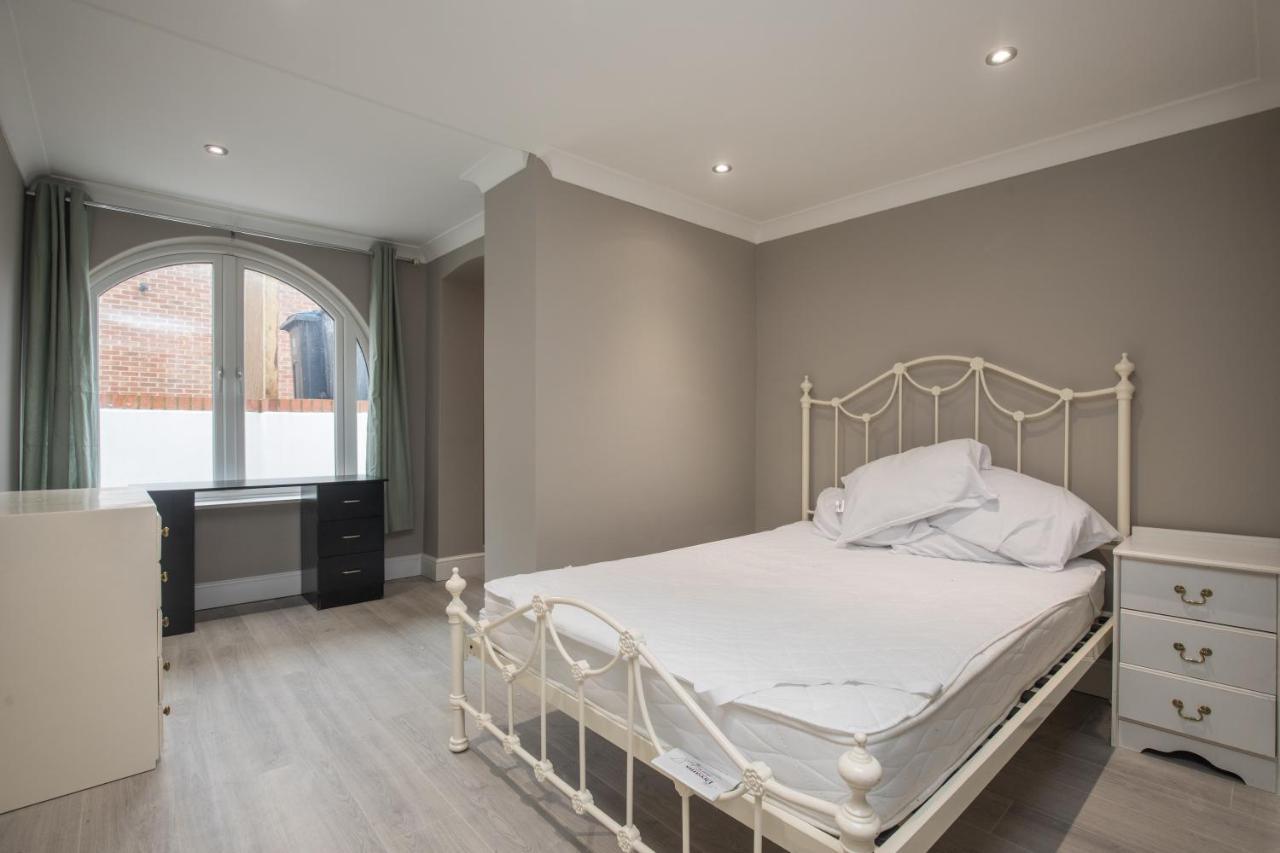 Riverside Central Kingston Flat 1B Surbiton Экстерьер фото