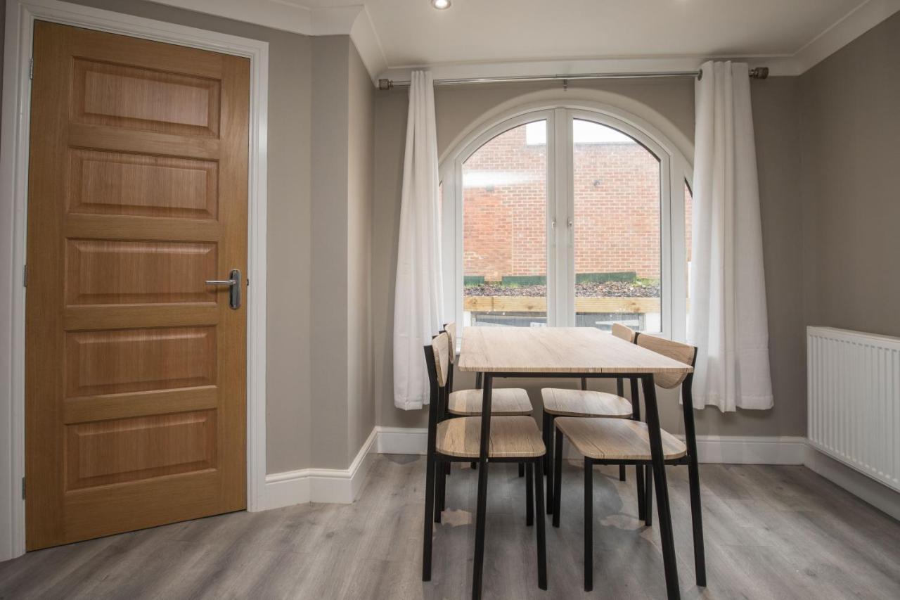 Riverside Central Kingston Flat 1B Surbiton Экстерьер фото